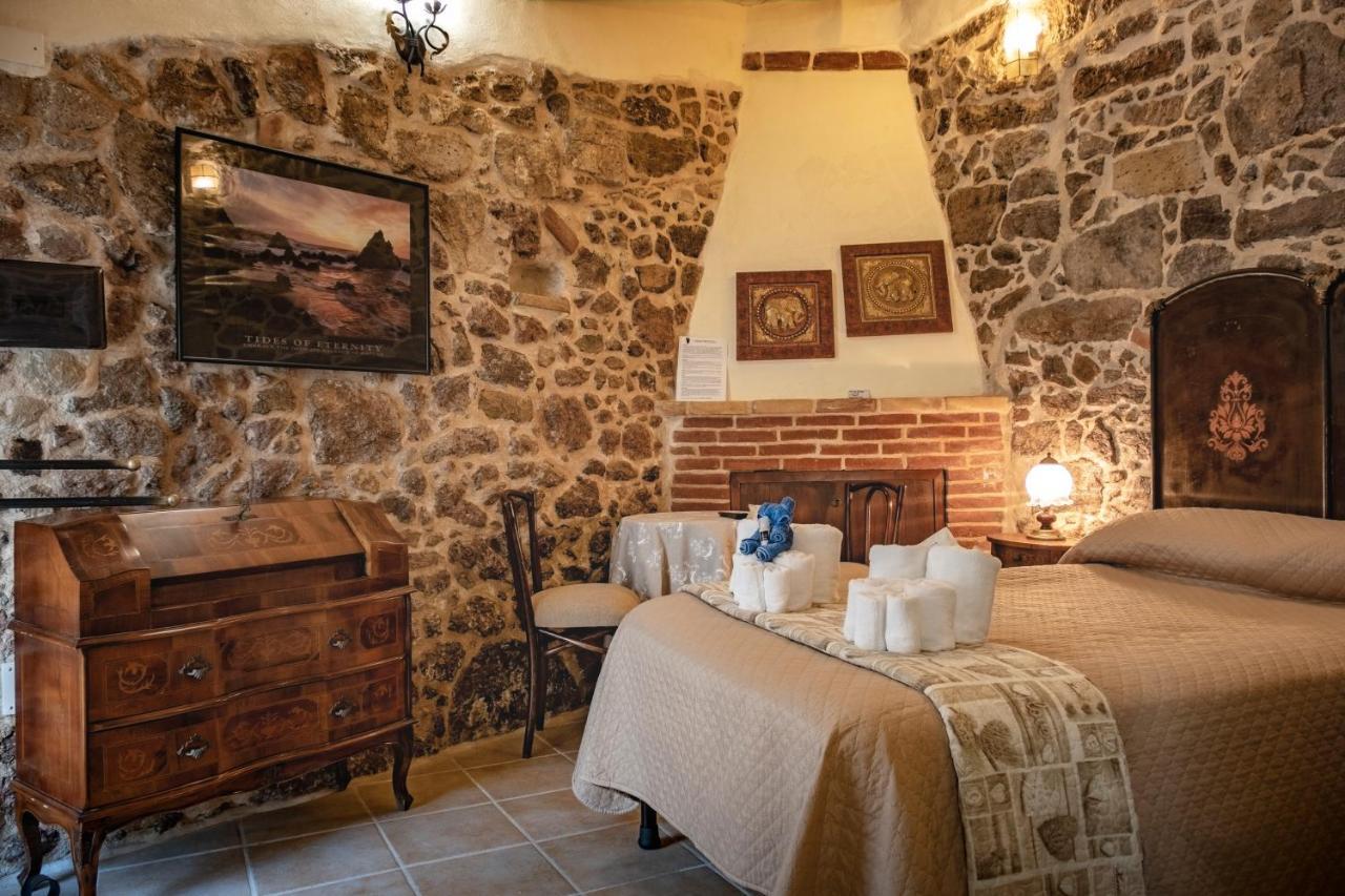 Domo Sa Barra Bed and Breakfast SantʼAntìoco Εξωτερικό φωτογραφία