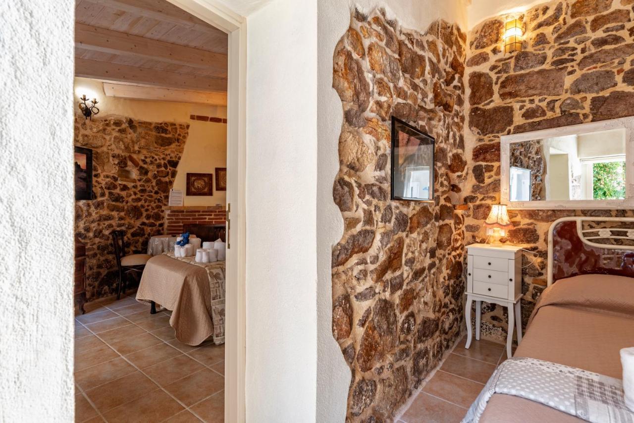 Domo Sa Barra Bed and Breakfast SantʼAntìoco Εξωτερικό φωτογραφία
