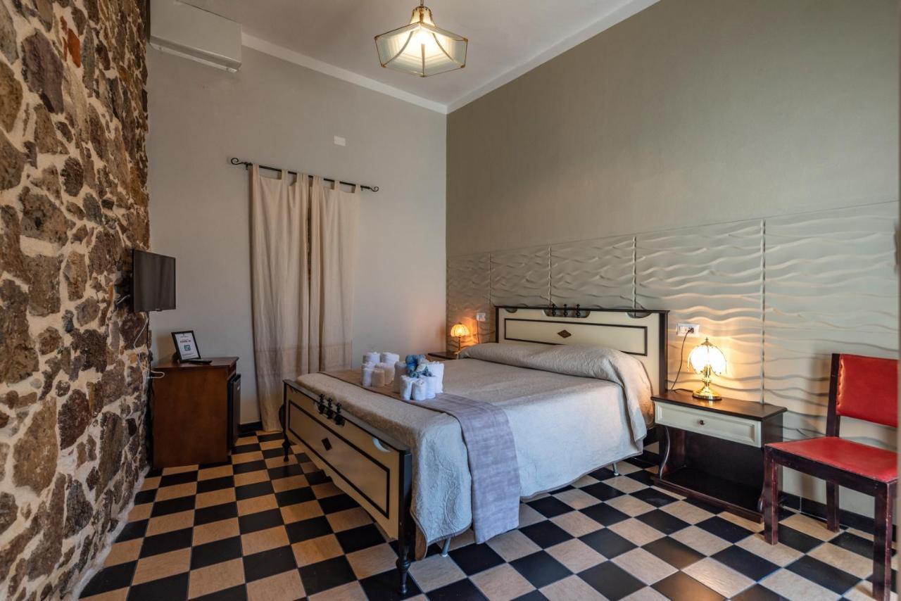 Domo Sa Barra Bed and Breakfast SantʼAntìoco Εξωτερικό φωτογραφία