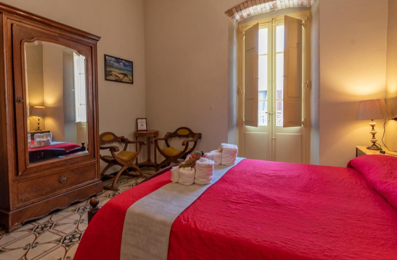 Domo Sa Barra Bed and Breakfast SantʼAntìoco Εξωτερικό φωτογραφία